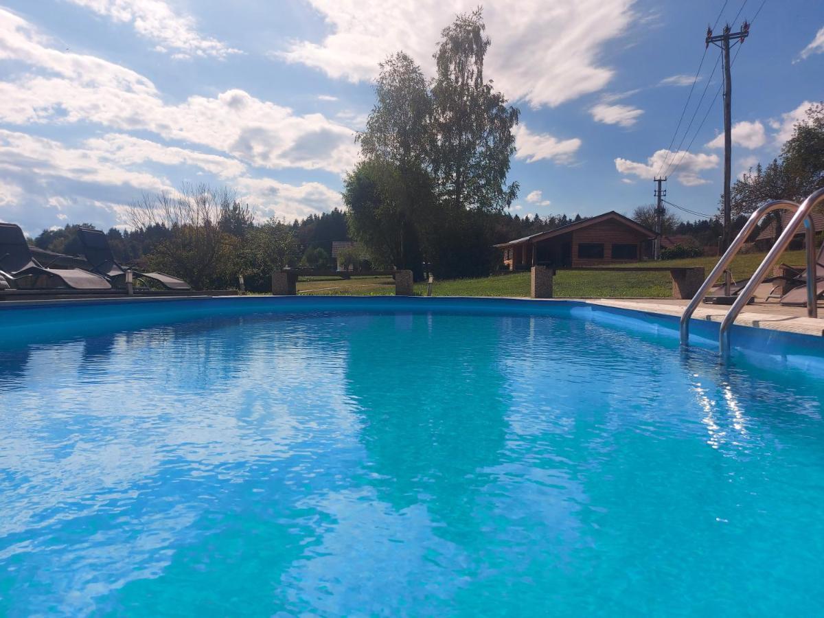 Lahinja & Kolpa River Apartments Metlika Esterno foto